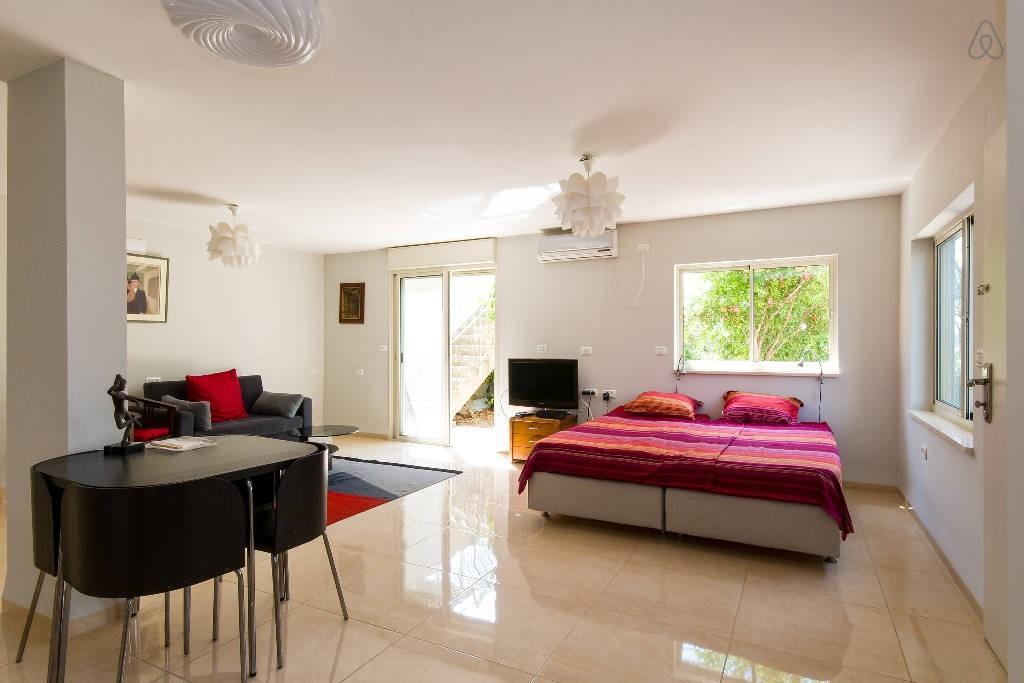 Magnificent Studio In Zichron Yaakov Sea View And Garden Zichron Ja’akow Exterior foto